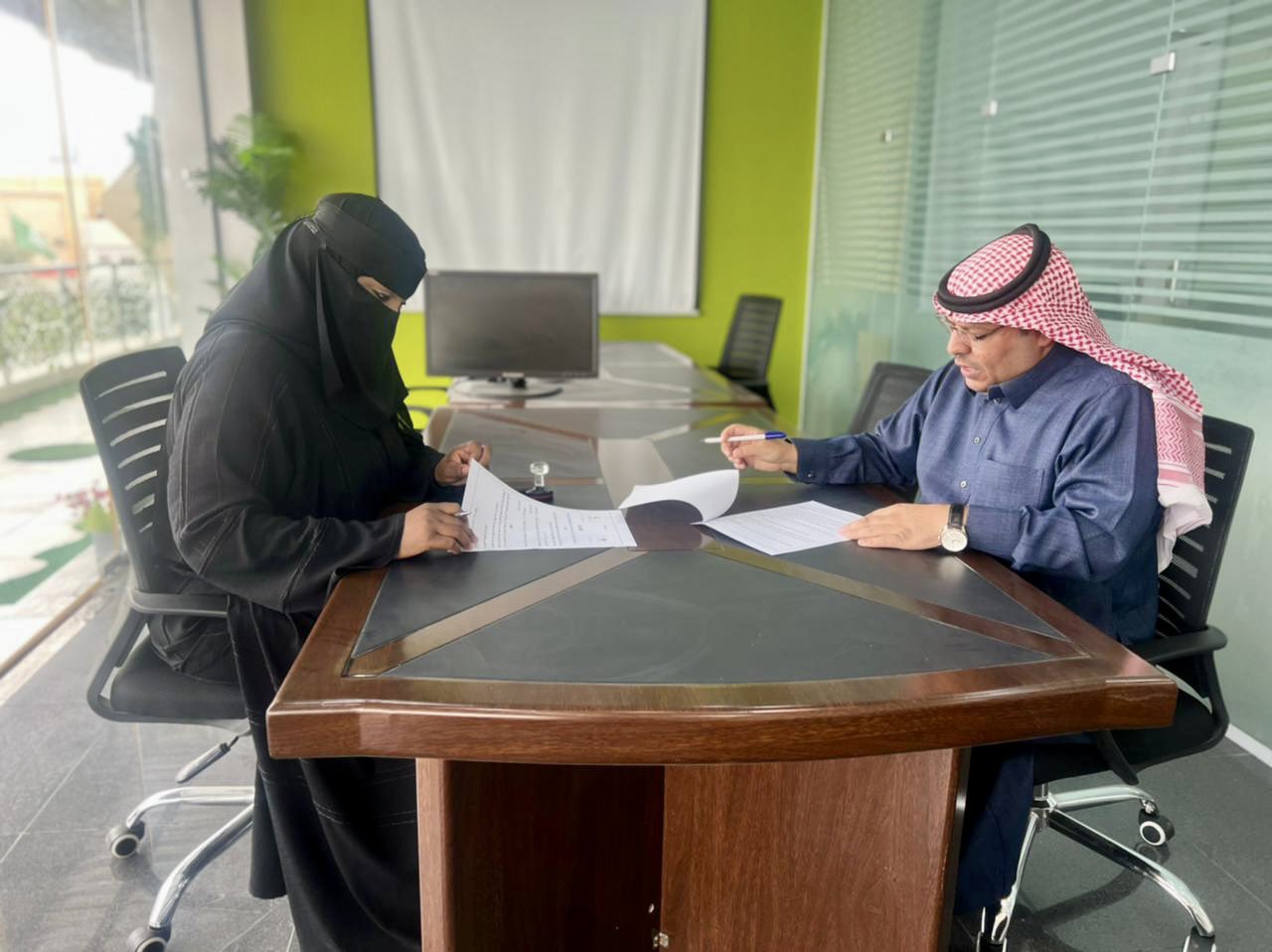 البوم التجريبي بمناسبه افتتاح الموقع 